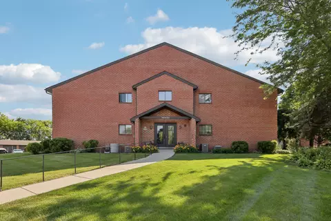 n58w23833 Hastings #703, Sussex, WI 53089