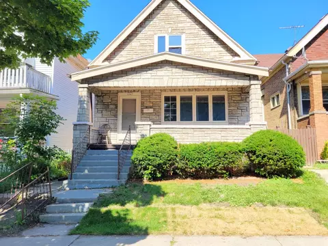 2423 S 9th, Milwaukee, WI 53215