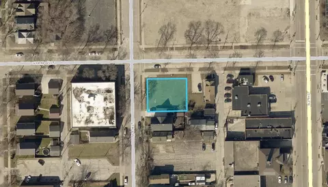 550 N 28th, Milwaukee, WI 53208