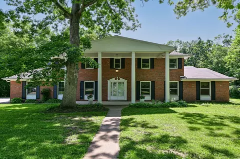 9150 S 46th, Franklin, WI 53132