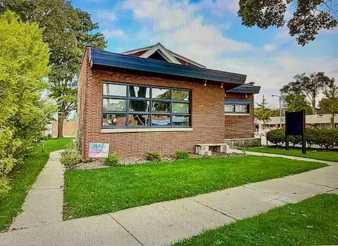 2289 Ludington Apt A B #A, B, Wauwatosa, WI 53226
