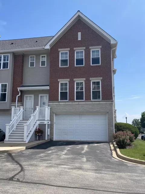 3822 S S Lk #44, Saint Francis, WI 53235