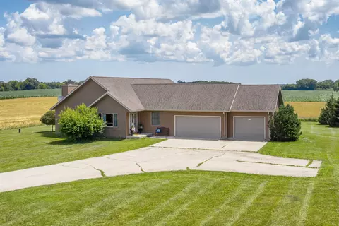 7011 Caldwell, Waterford, WI 53185