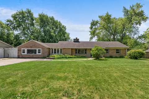 13715 W Cardinal, New Berlin, WI 53151