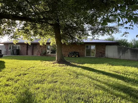 7635 Schwahn, Holland, WI 54126