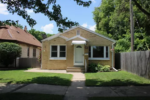 3421 S Hanson, Milwaukee, WI 53207