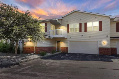 24821 87th #5, Salem, WI 53168