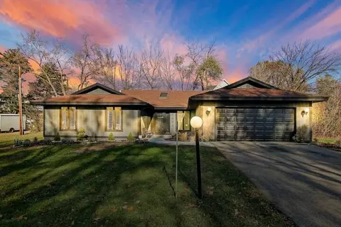 9499 402nd, Randall, WI 53128