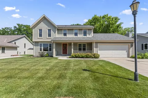 2710 Oakcrest, Waukesha, WI 53188