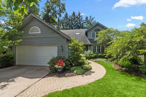 1554 Orchard, Lake Geneva, WI 53147