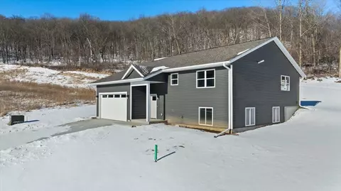 434 Woods, Ontario, WI 54651