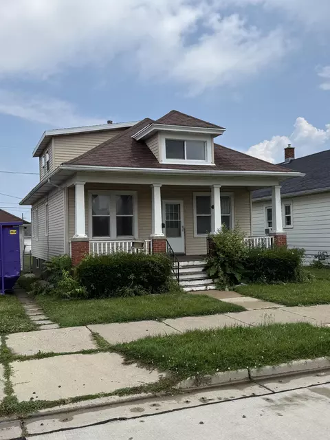 1236 Layard, Racine, WI 53402
