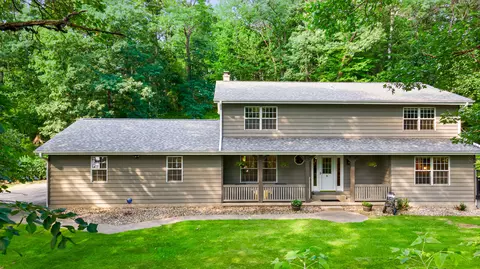n8570 Holseth Road, Holland, WI 54636