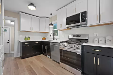 110 N Harrison, North Prairie, WI 53153