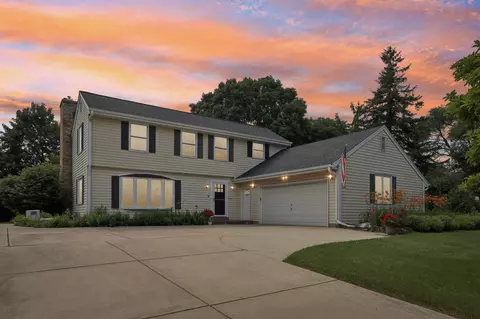 3835 Fresno, Brookfield, WI 53045