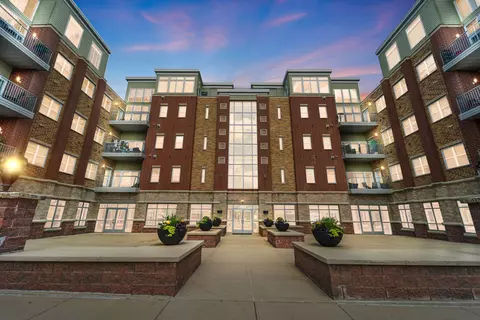 6330 W Greenfield #305, West Allis, WI 53214