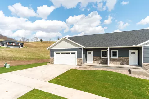 4060 Brooke Elizabeth, Onalaska, WI 54650