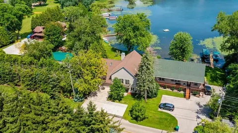 2530 Wallace Lk, Barton, WI 53090
