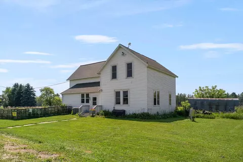 e2542 Sandy Bay Road, Carlton, WI 54216