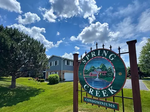 1243 N Sunnyslope #205, Mount Pleasant, WI 53406