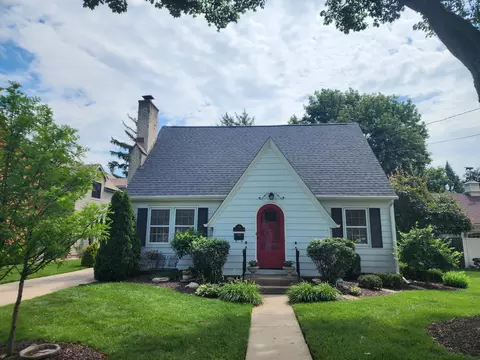 348 Randolph, Burlington, WI 53105