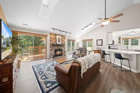1045 Lakeland #9-35, Geneva, WI 53147
