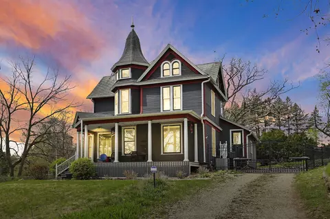 n1453 Clover Road, Bloomfield, WI 53128