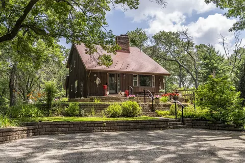 n9026 Us 53, Holland, WI 54636