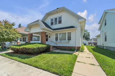 2119 Saint Clair, Racine, WI 53402