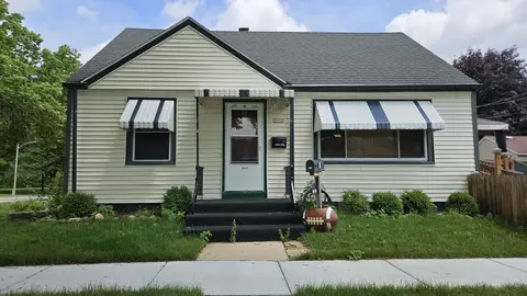 3030 S 33rd, Milwaukee, WI 53215
