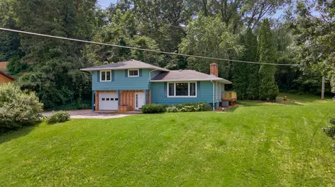 606 Birchwood, West Salem, WI 54669