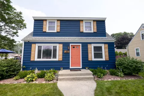 2800 S 111th, West Allis, WI 53227