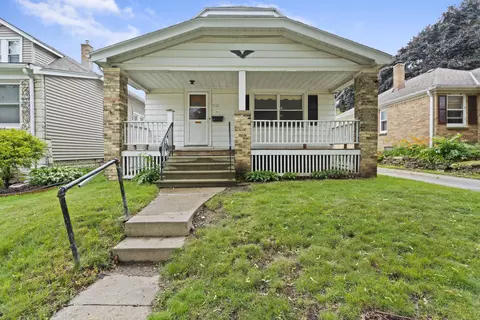212 S 77th, Milwaukee, WI 53214