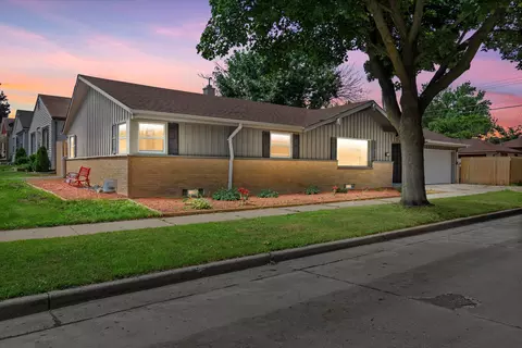 7407 W Glendale, Milwaukee, WI 53218