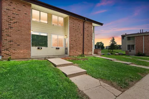 8950 N 95th #G, Milwaukee, WI 53224