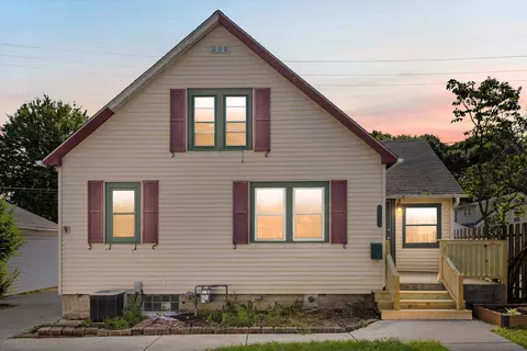 2216 S 65th, West Allis, WI 53219