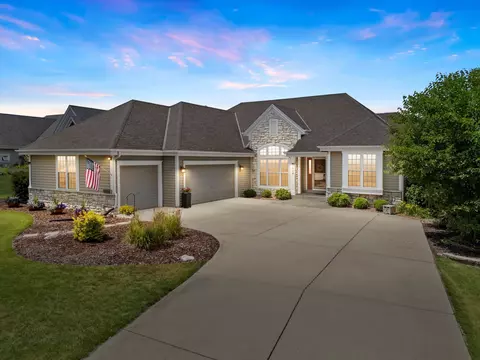 1908 Deer, Waukesha, WI 53189