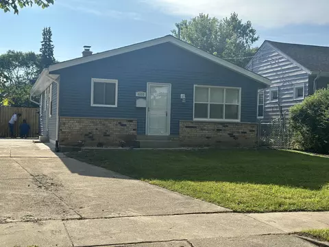 4850 N 57th, Milwaukee, WI 53218