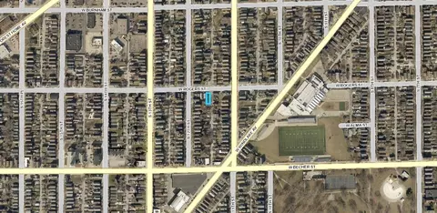 1123 W Rogers, Milwaukee, WI 53204