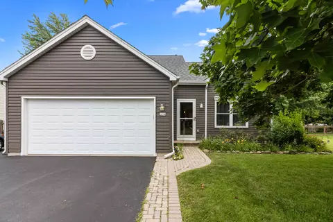 1030 Pheasant, Genoa City, WI 53128
