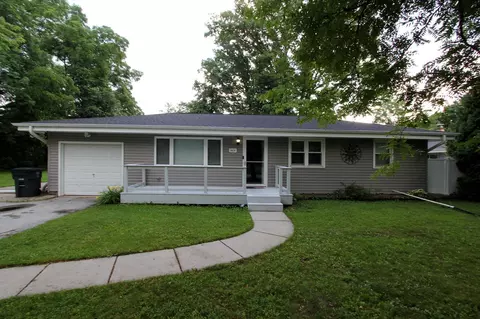 5828 S 41st, Greenfield, WI 53221