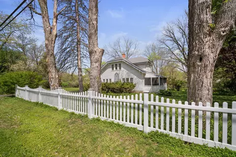 12600 W Prospect, New Berlin, WI 53151