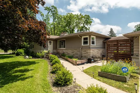 10015 W Glendale, Wauwatosa, WI 53225