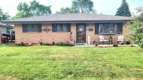 1418 W Klein, Milwaukee, WI 53221