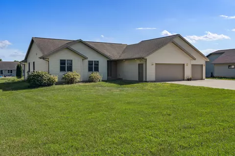 w7847 Amsterdam Prairie Road, Holland, WI 54636