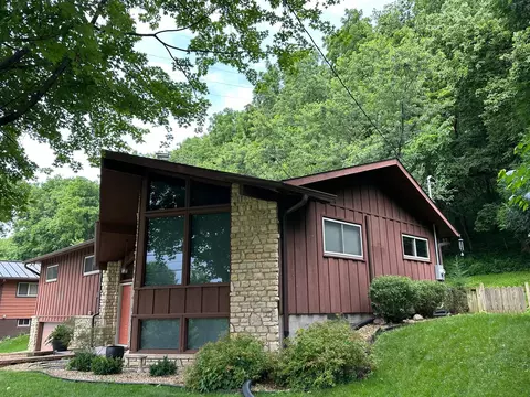 3611 Cliffside, Shelby, WI 54601