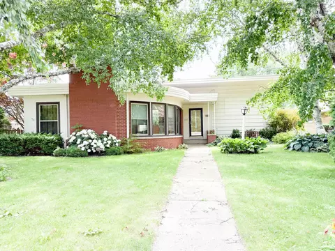 10229 W Grantosa, Milwaukee, WI 53222