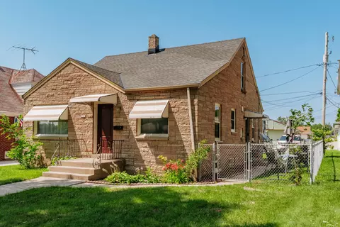 2520 W Morgan, Milwaukee, WI 53221