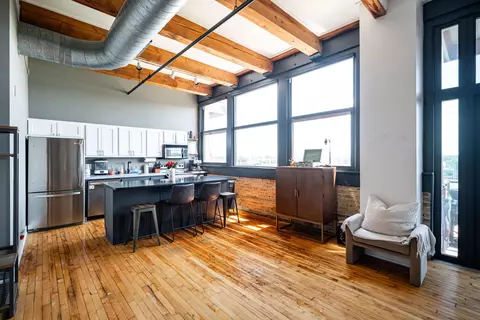215 W Maple #403, Milwaukee, WI 53204