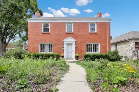 5740 W Brooklyn, Milwaukee, WI 53216